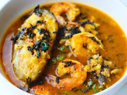 Fisherman soup with chicken 